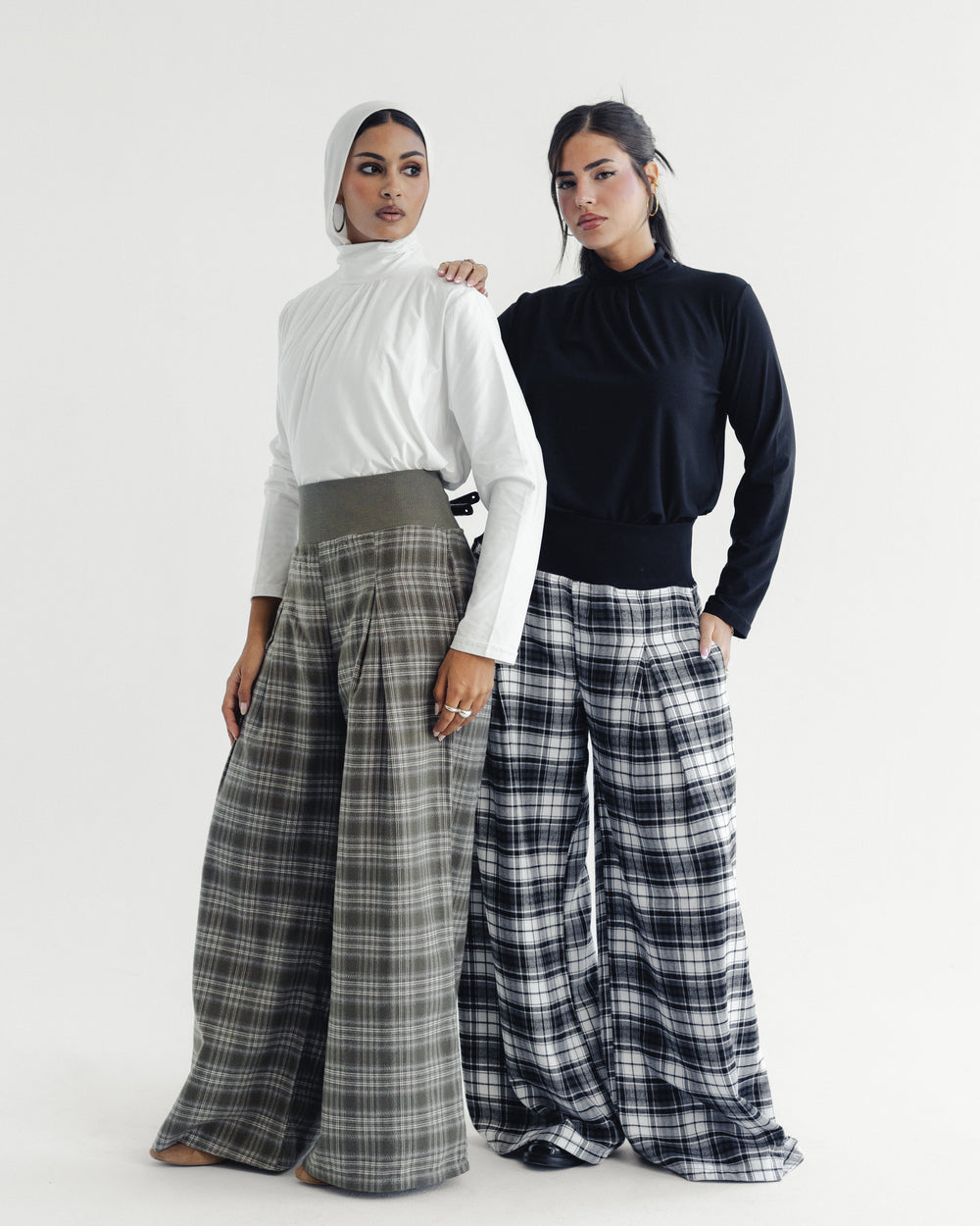Check Wide-Leg Pants