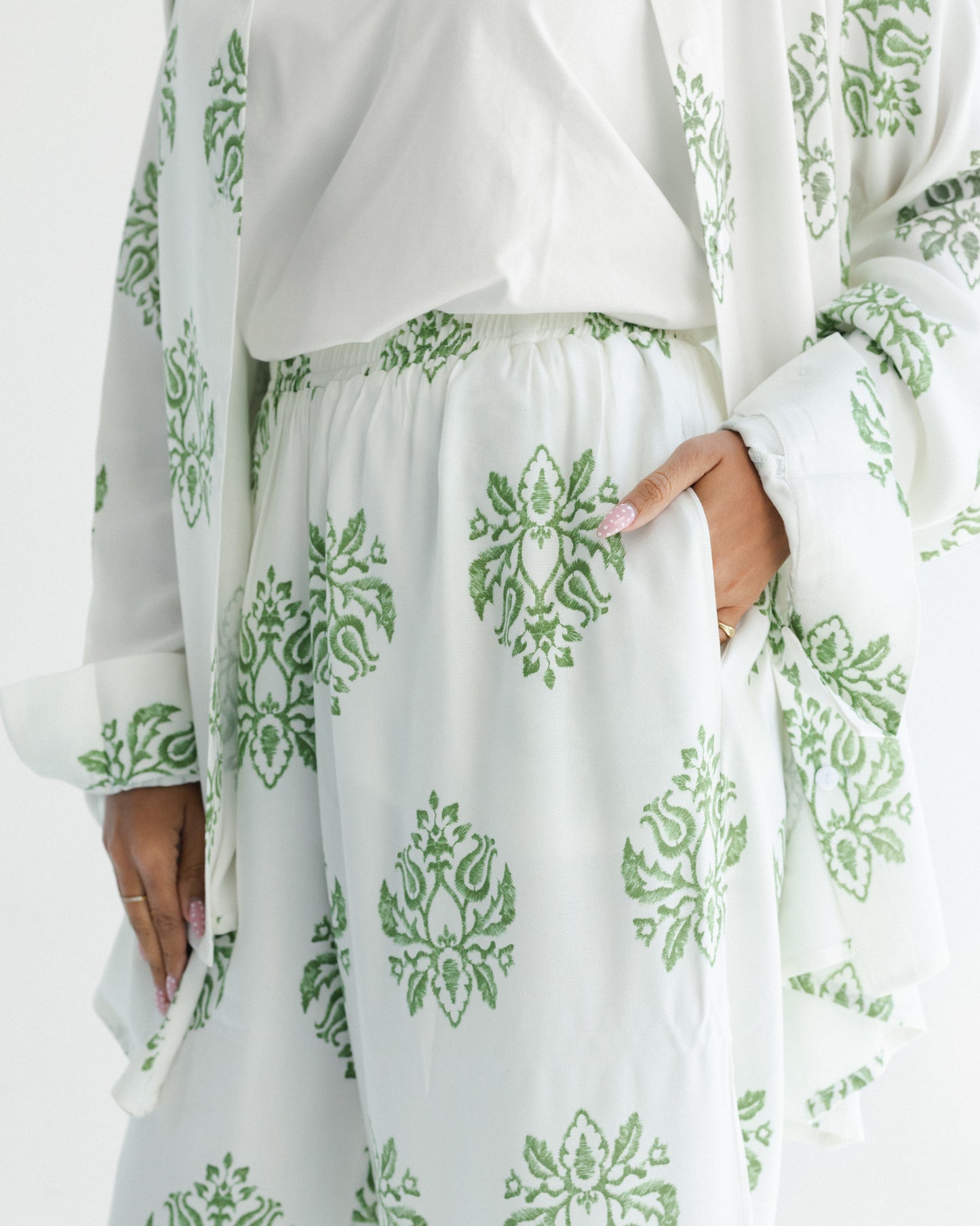 Meadow Paisley Set