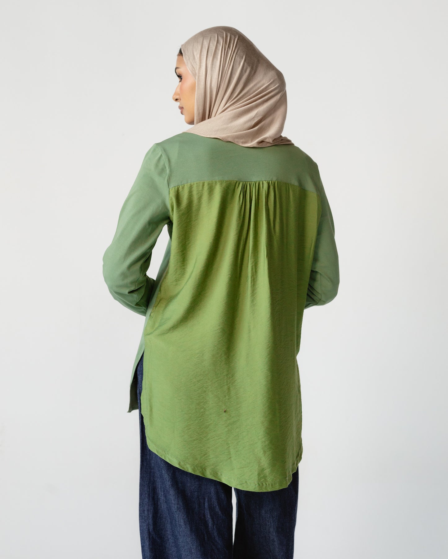 Contrast Back Top