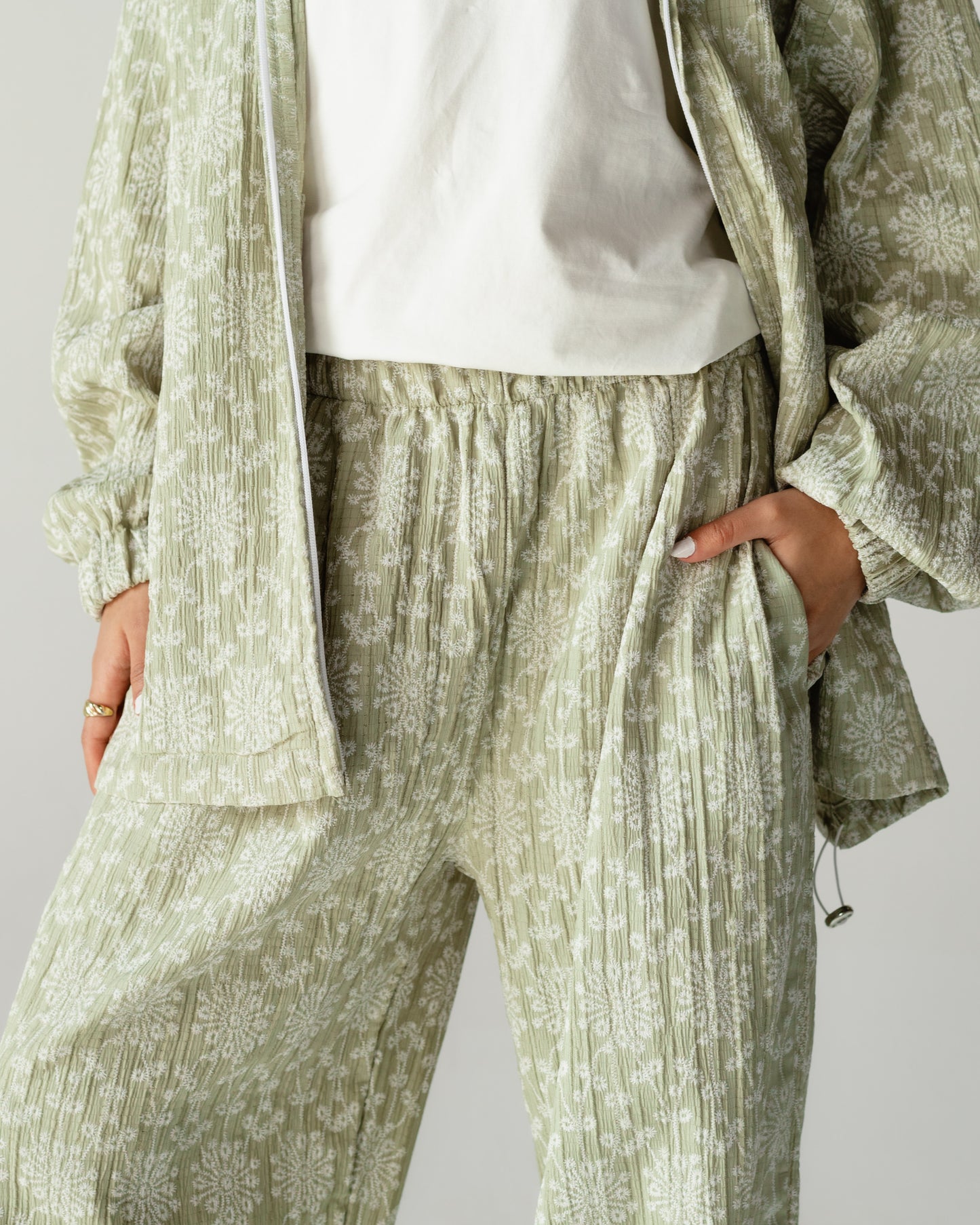 Sage Green Daisy Linen Set