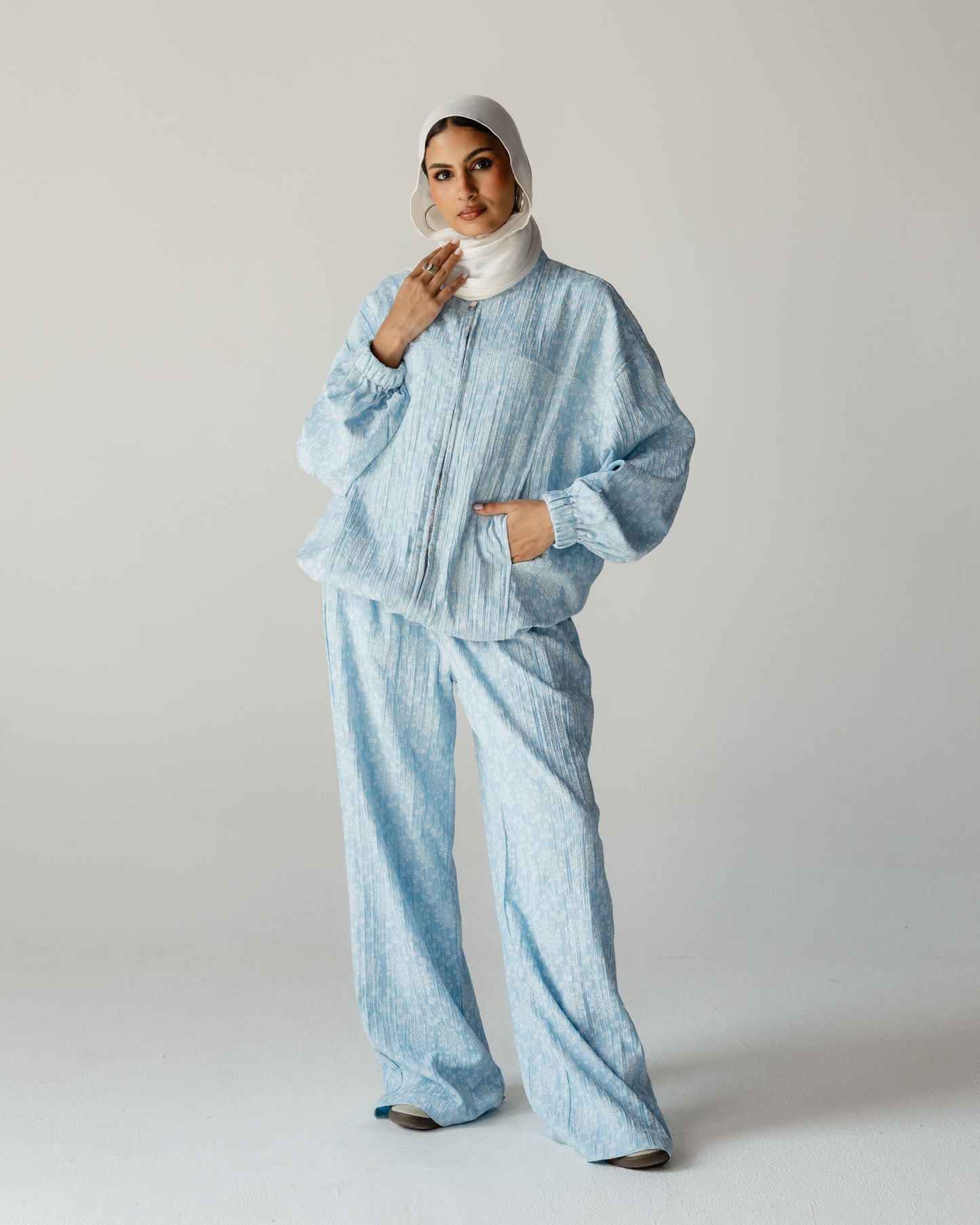 Sky Blue Daisy Linen Set