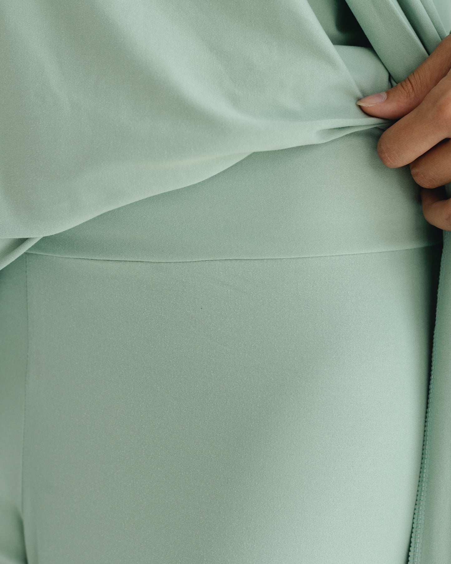 Mint Drape Set