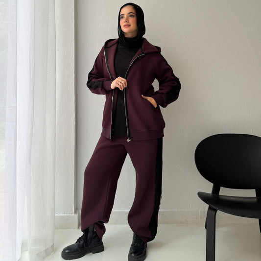 Burgundy Lace Track Set