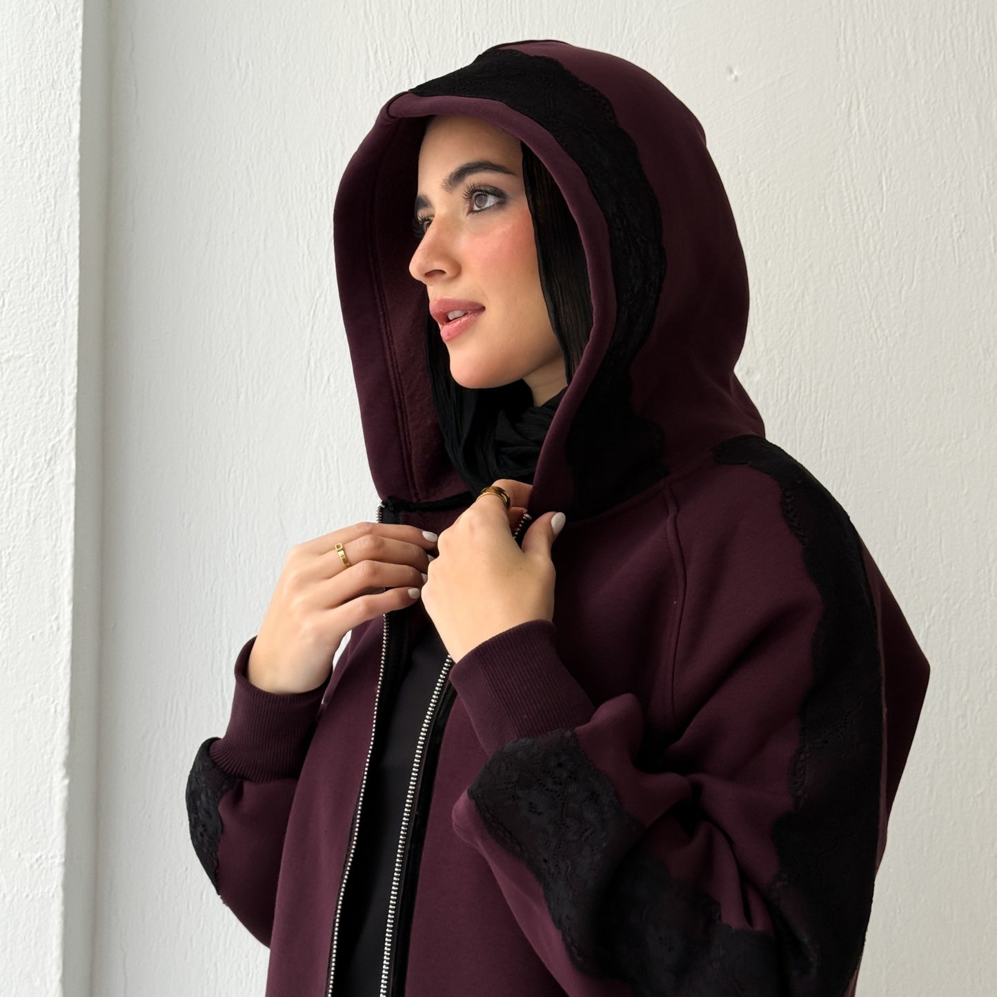 Burgundy Lace Track Set