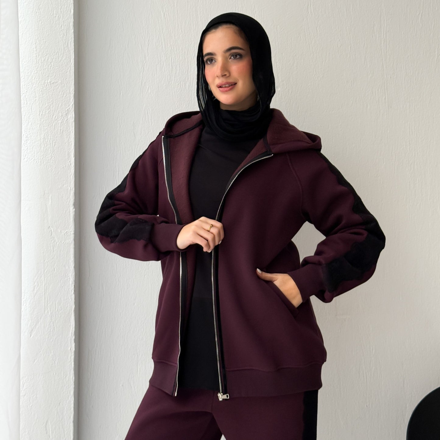 Burgundy Lace Track Set