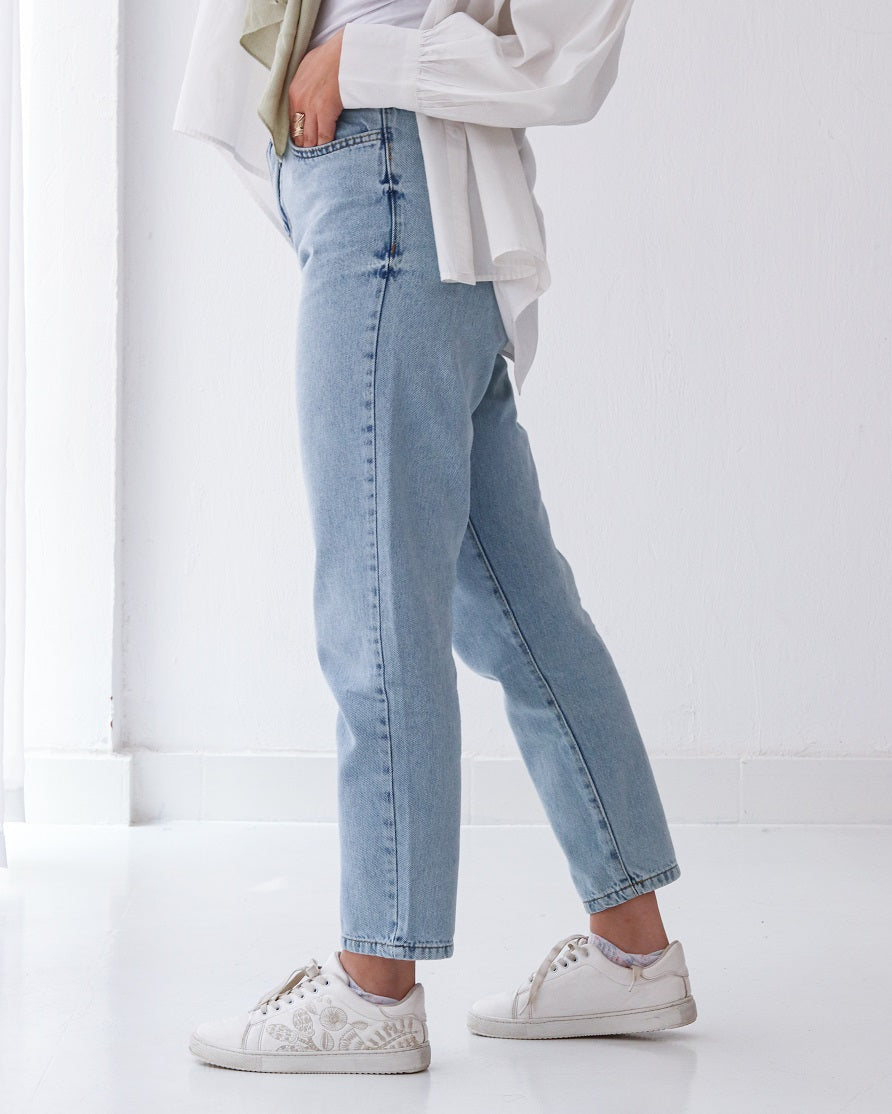 Essential Denim Pants