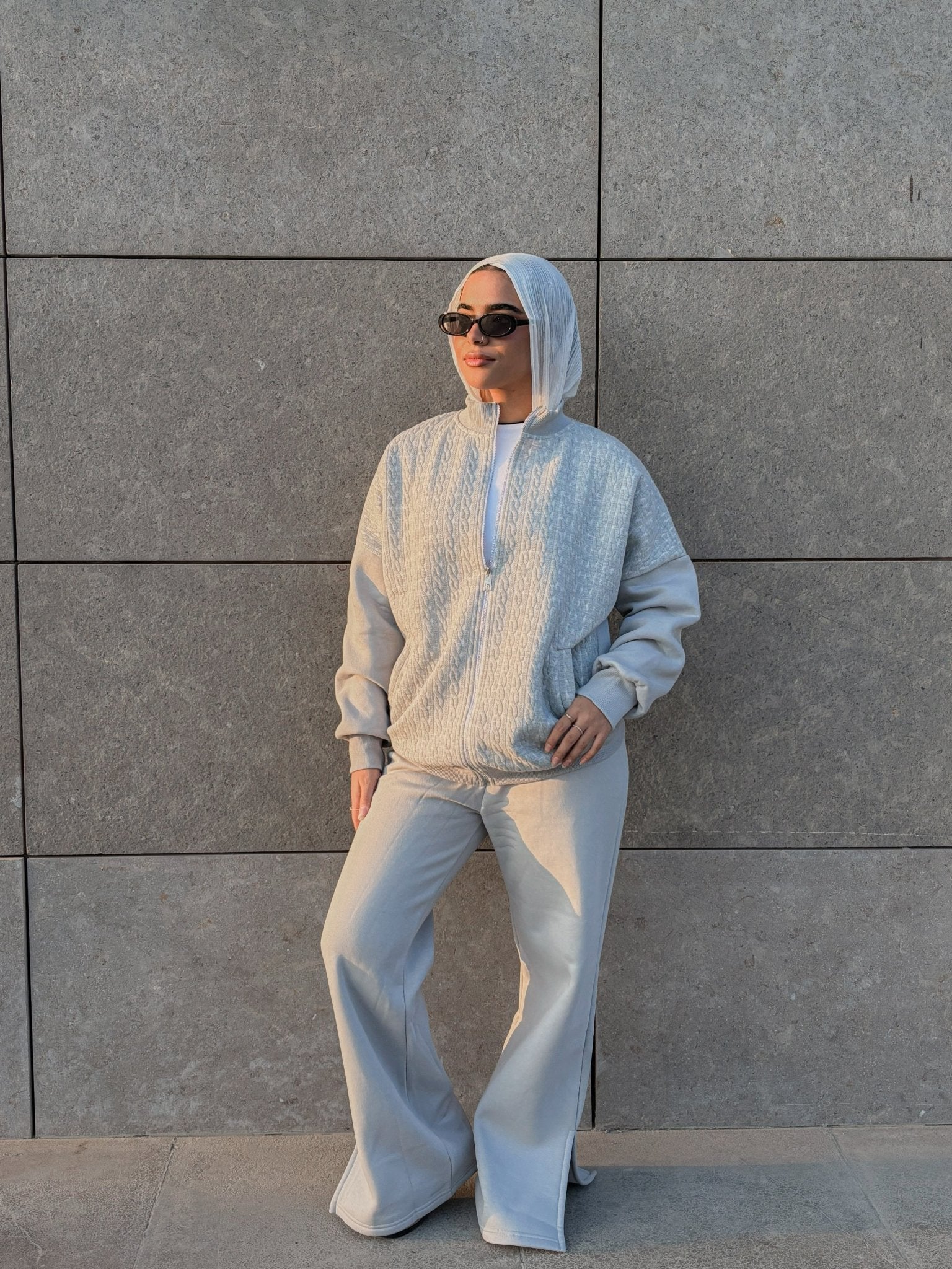 Grid Grey Set - Glow Modest