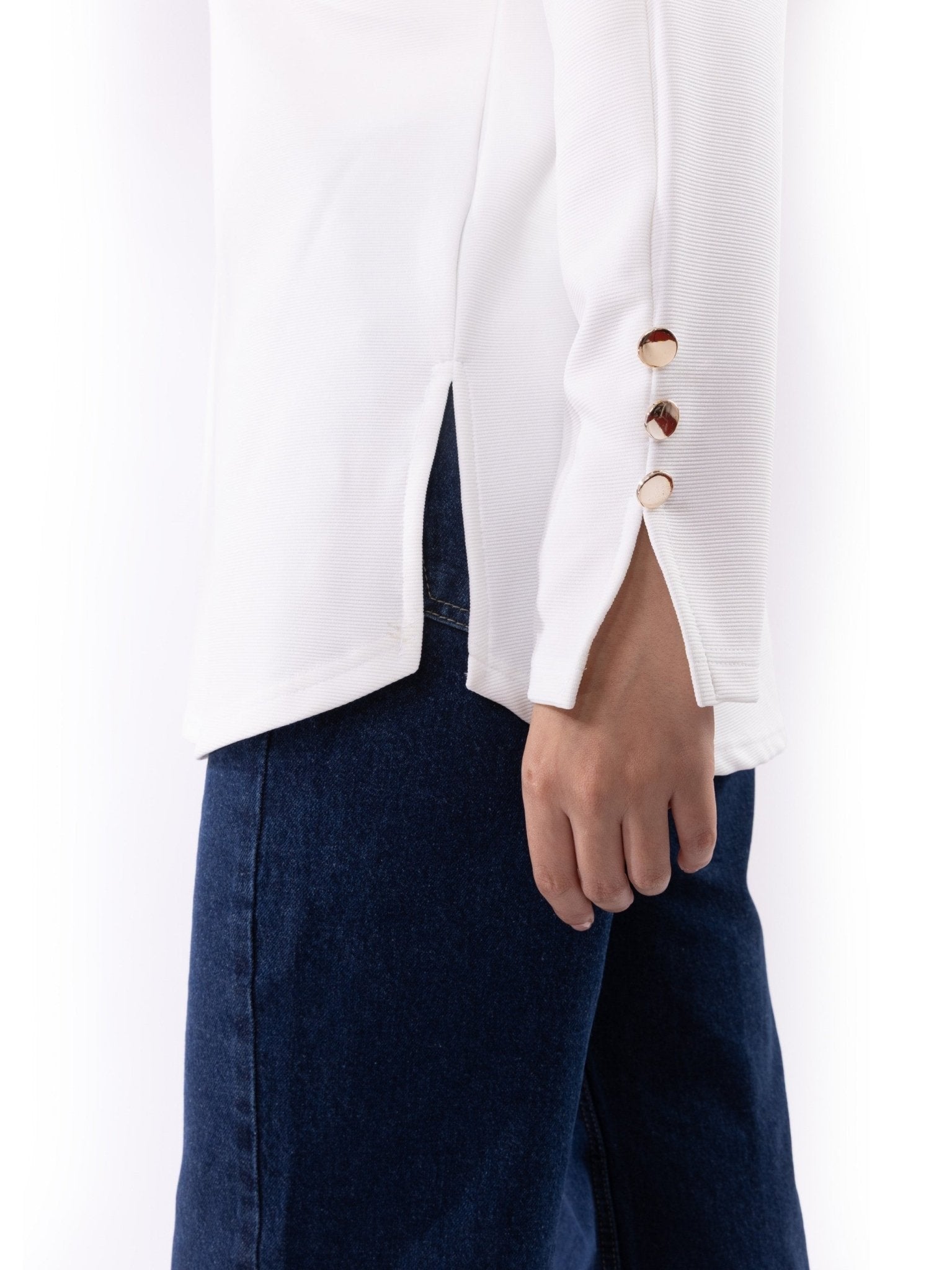 High neck with buttons - Glow Modest