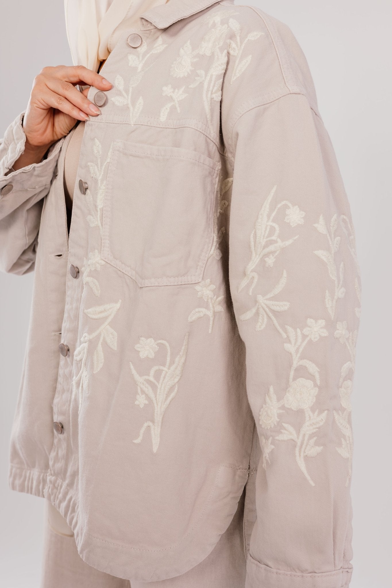 Ivory Bloom Jacket - Glow Modest