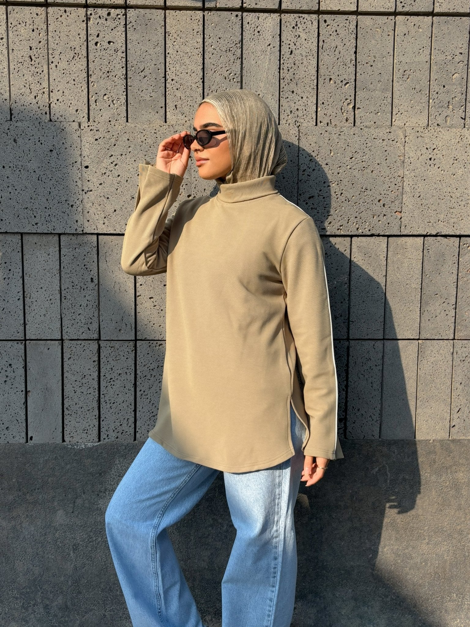 Ribbed High - Neck Essential - Glow Modest