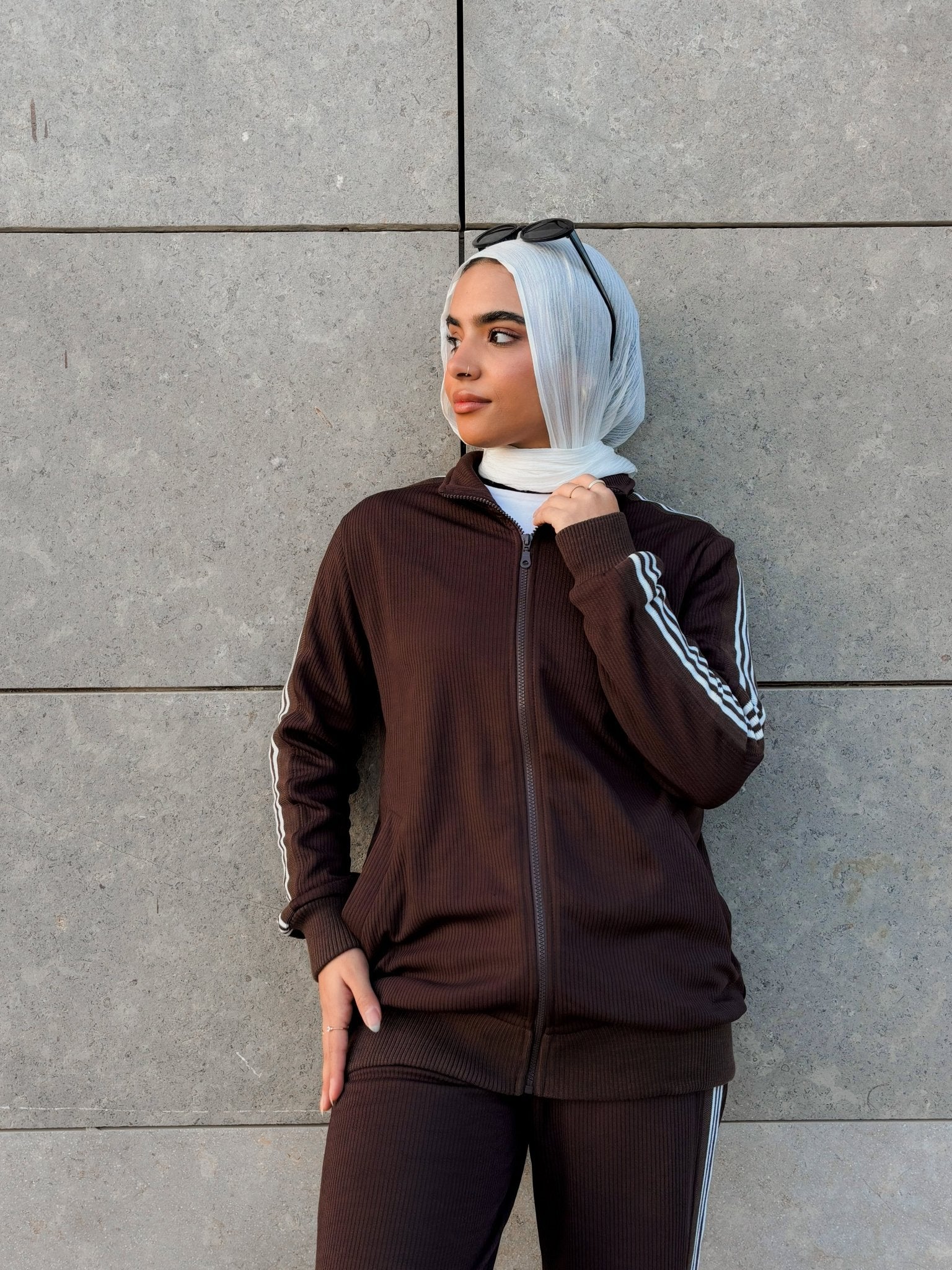 White Stripes Coco Set - Glow Modest