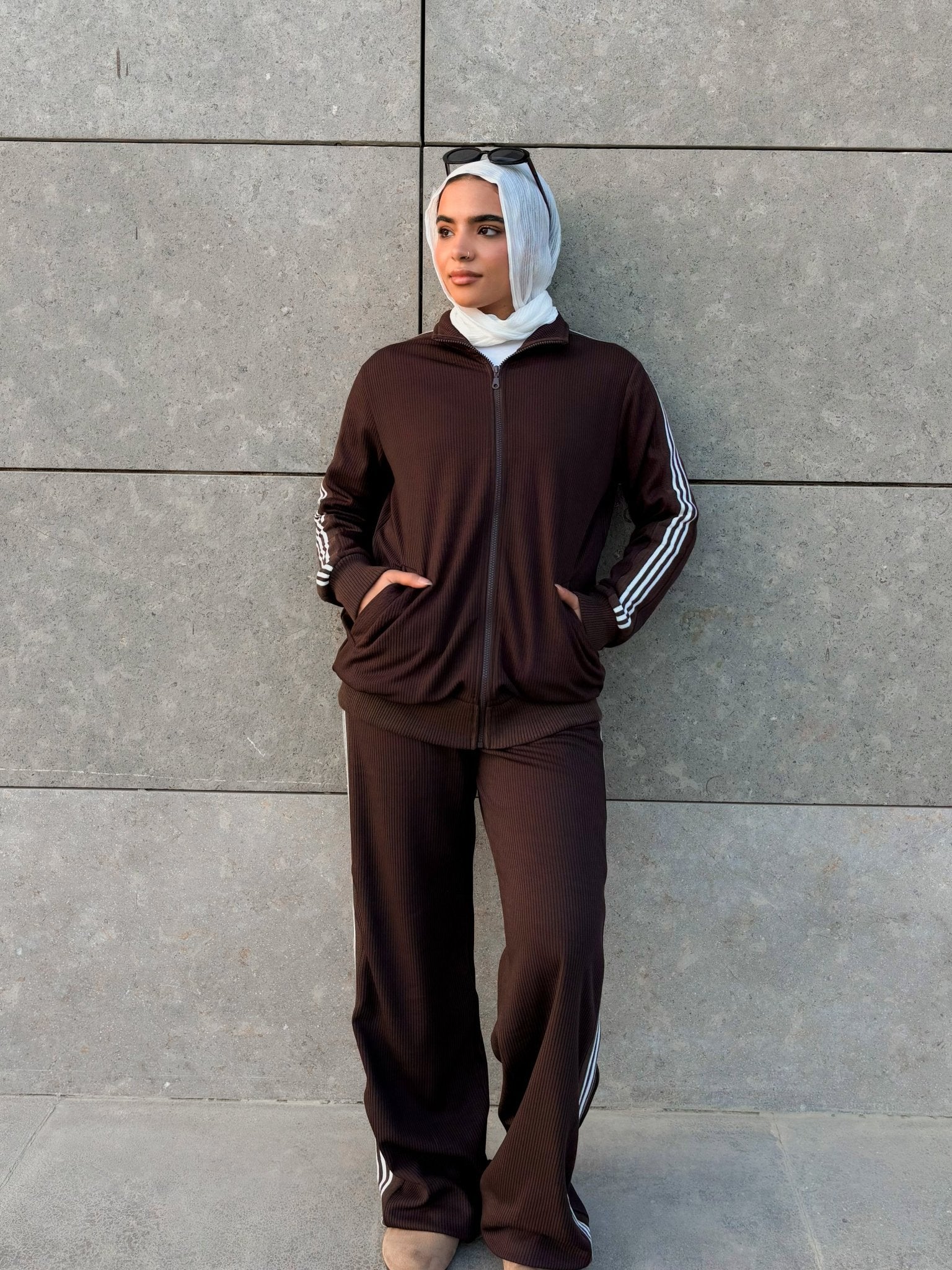 White Stripes Coco Set - Glow Modest